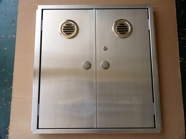 納骨用SUS扉